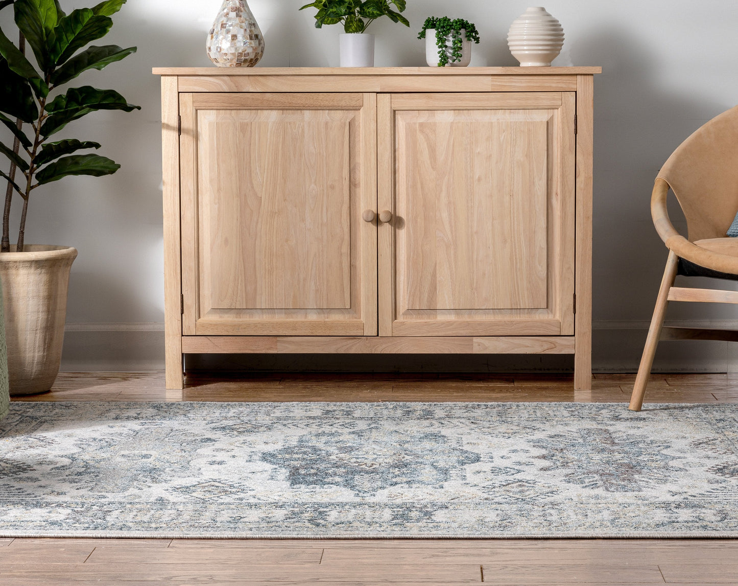 Novalie Vintage Patchwork Botanical Border Blue Rug FA-54
