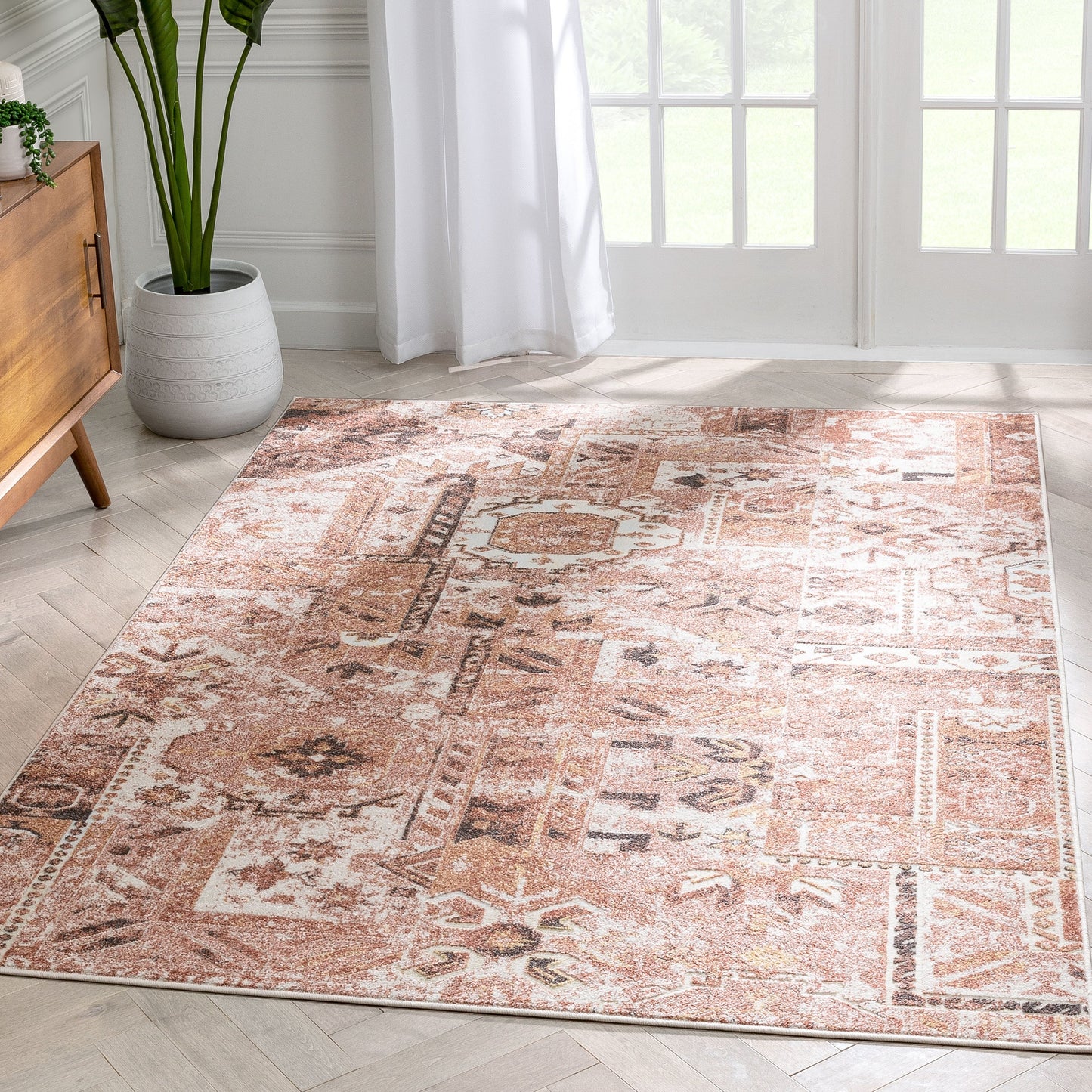 Elizabeth Global Vintage Patchwork Pattern Blush Pink Rug FA-69