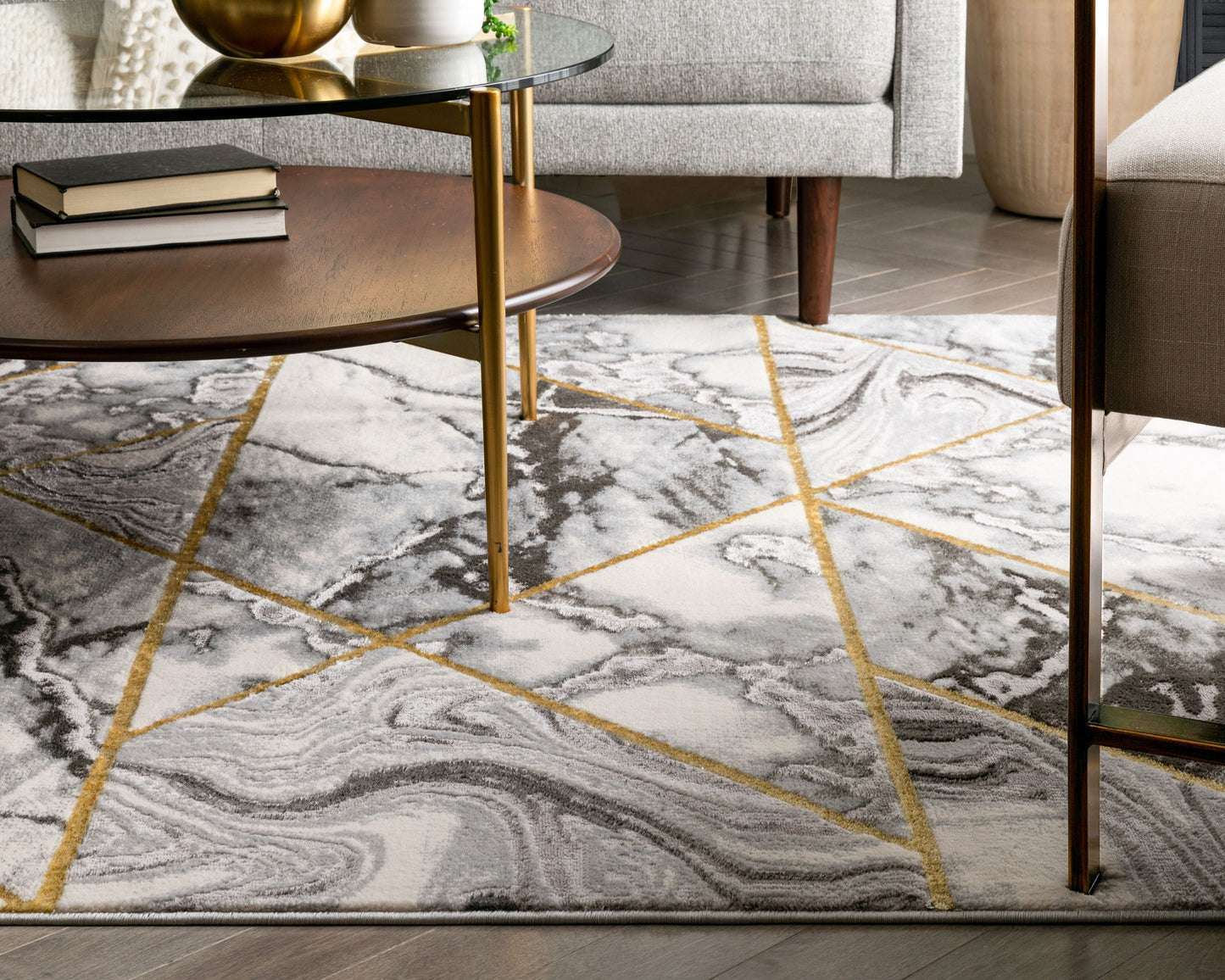 Arlo Retro Marble Pattern Grey Glam Rug FRM-47