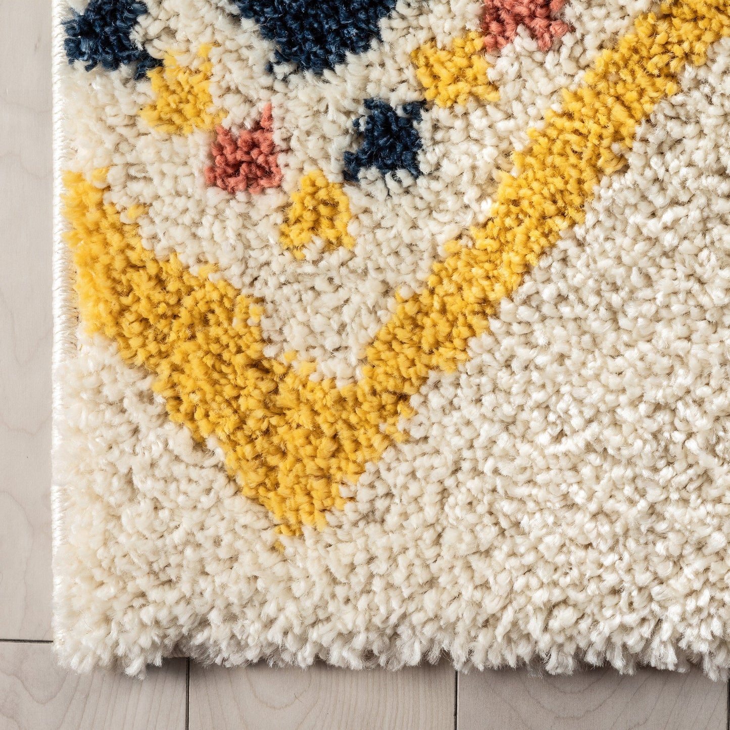 Blaer Moroccan Ethnic Diamond Pattern Ivory Thick Shag Rug GIG-132