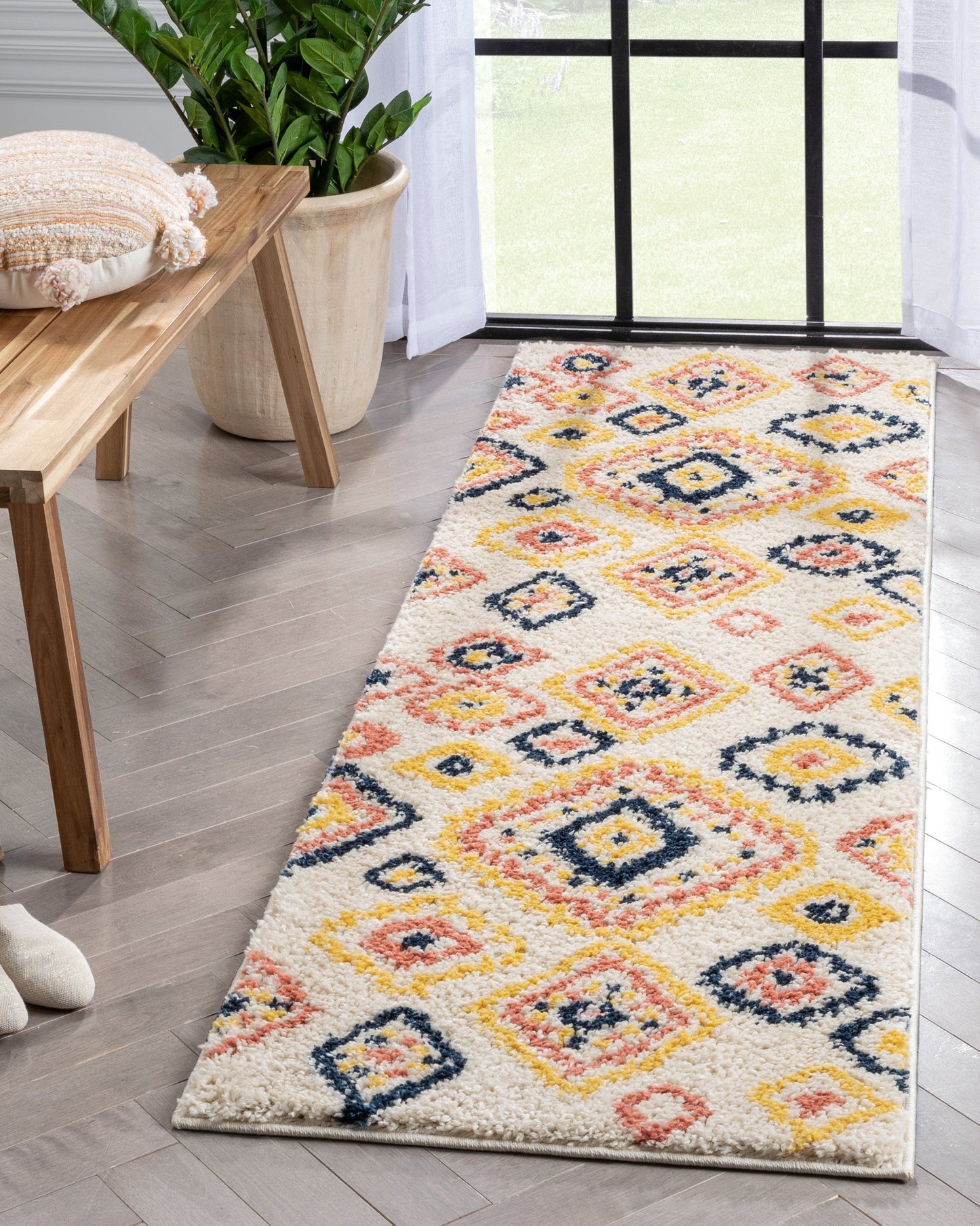 Blaer Moroccan Ethnic Diamond Pattern Ivory Thick Shag Rug GIG-132