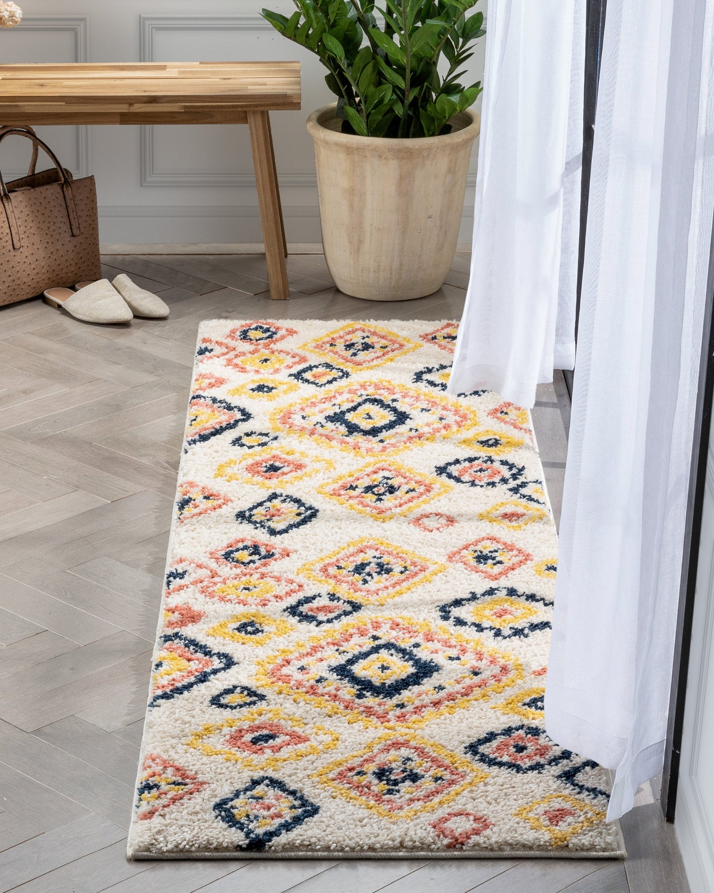 Blaer Moroccan Ethnic Diamond Pattern Ivory Thick Shag Rug GIG-132