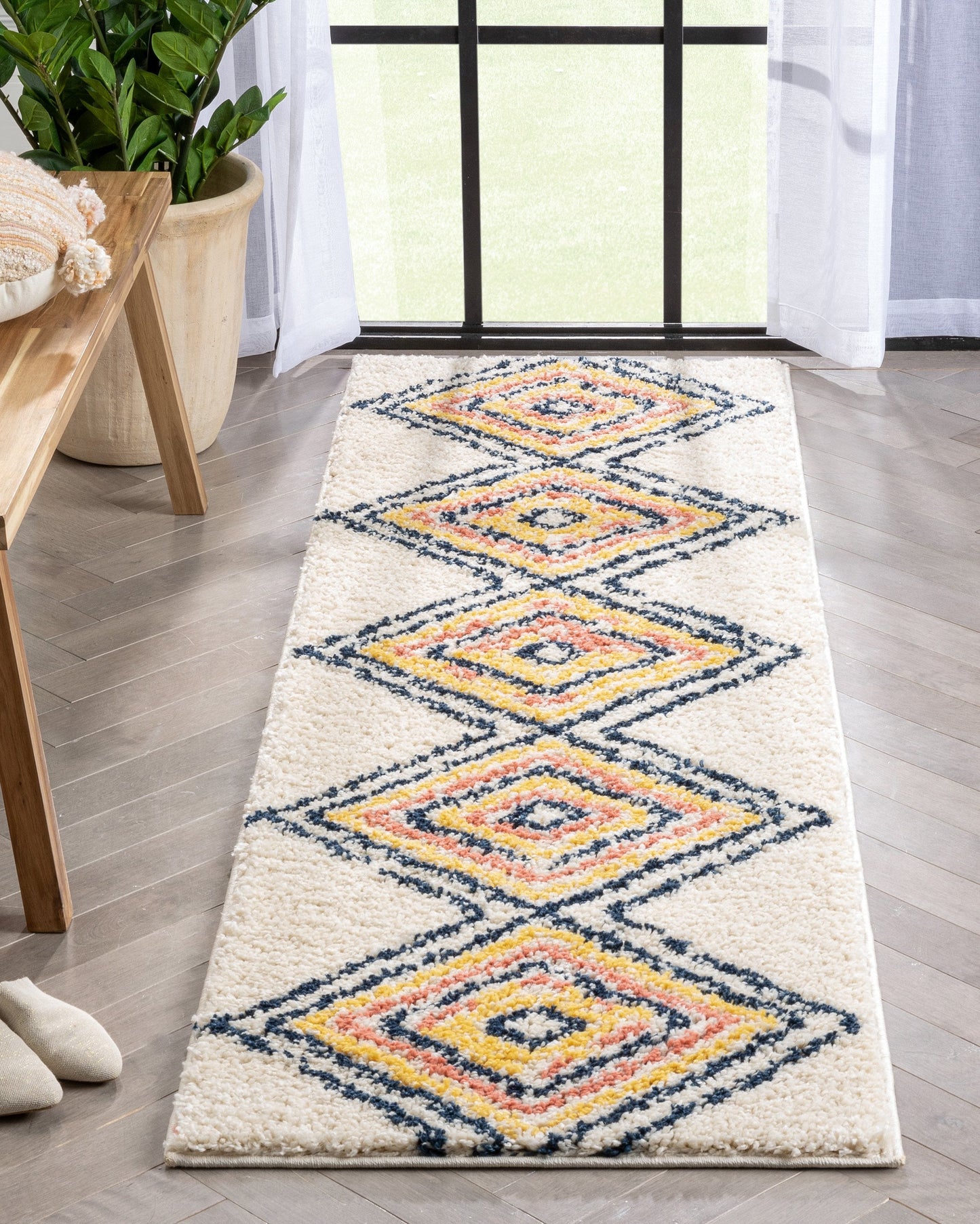 Crew Moroccan Tribal Diamond Pattern Ivory Thick Shag Rug GIG-32