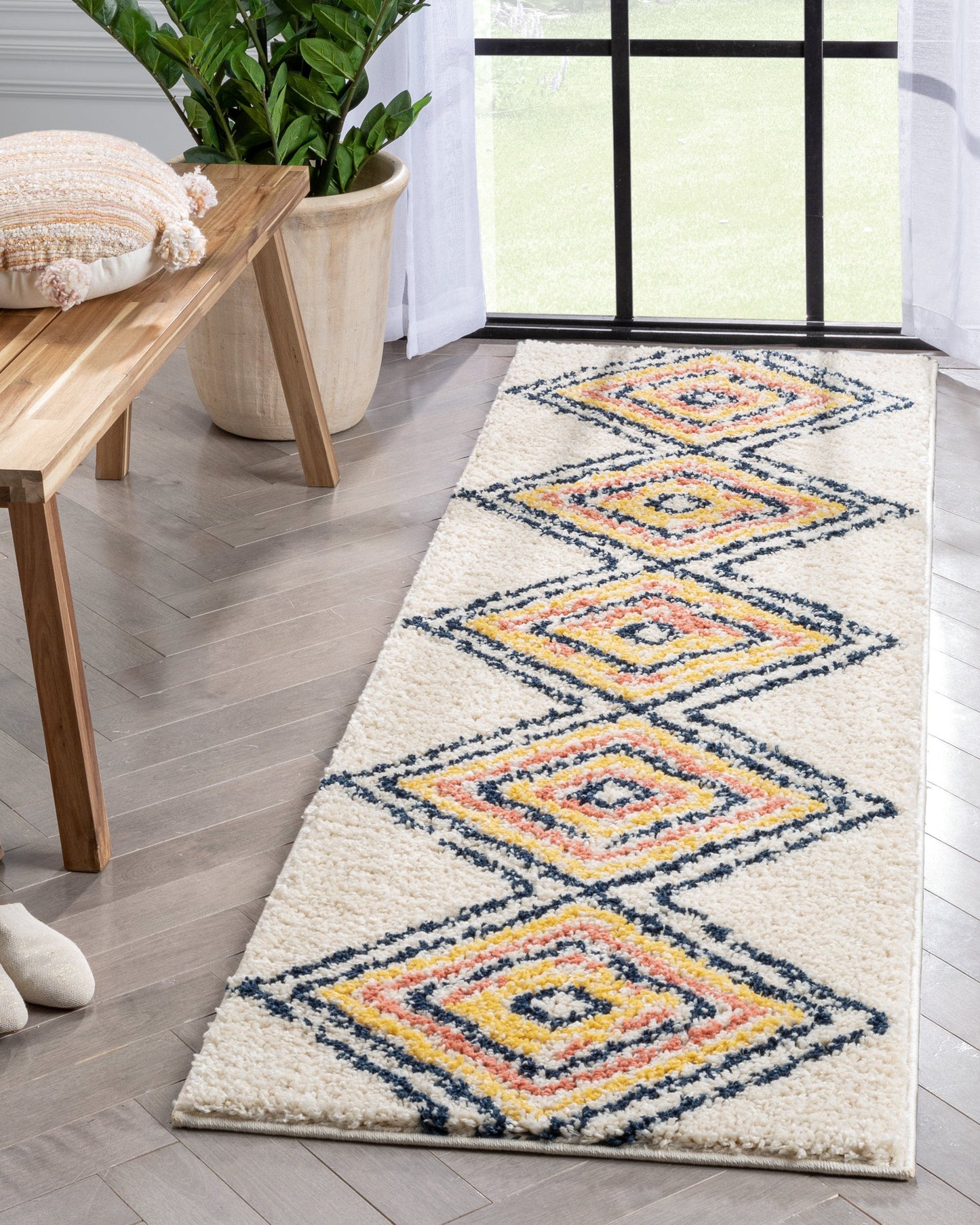Crew Moroccan Tribal Diamond Pattern Ivory Thick Shag Rug GIG-32