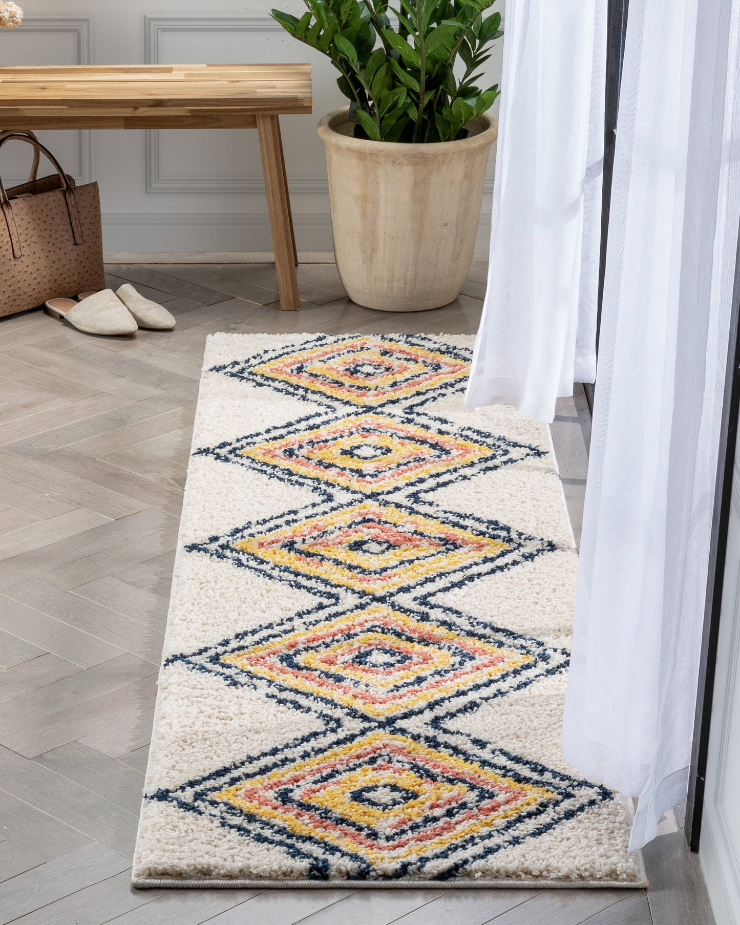 Crew Moroccan Tribal Diamond Pattern Ivory Thick Shag Rug GIG-32