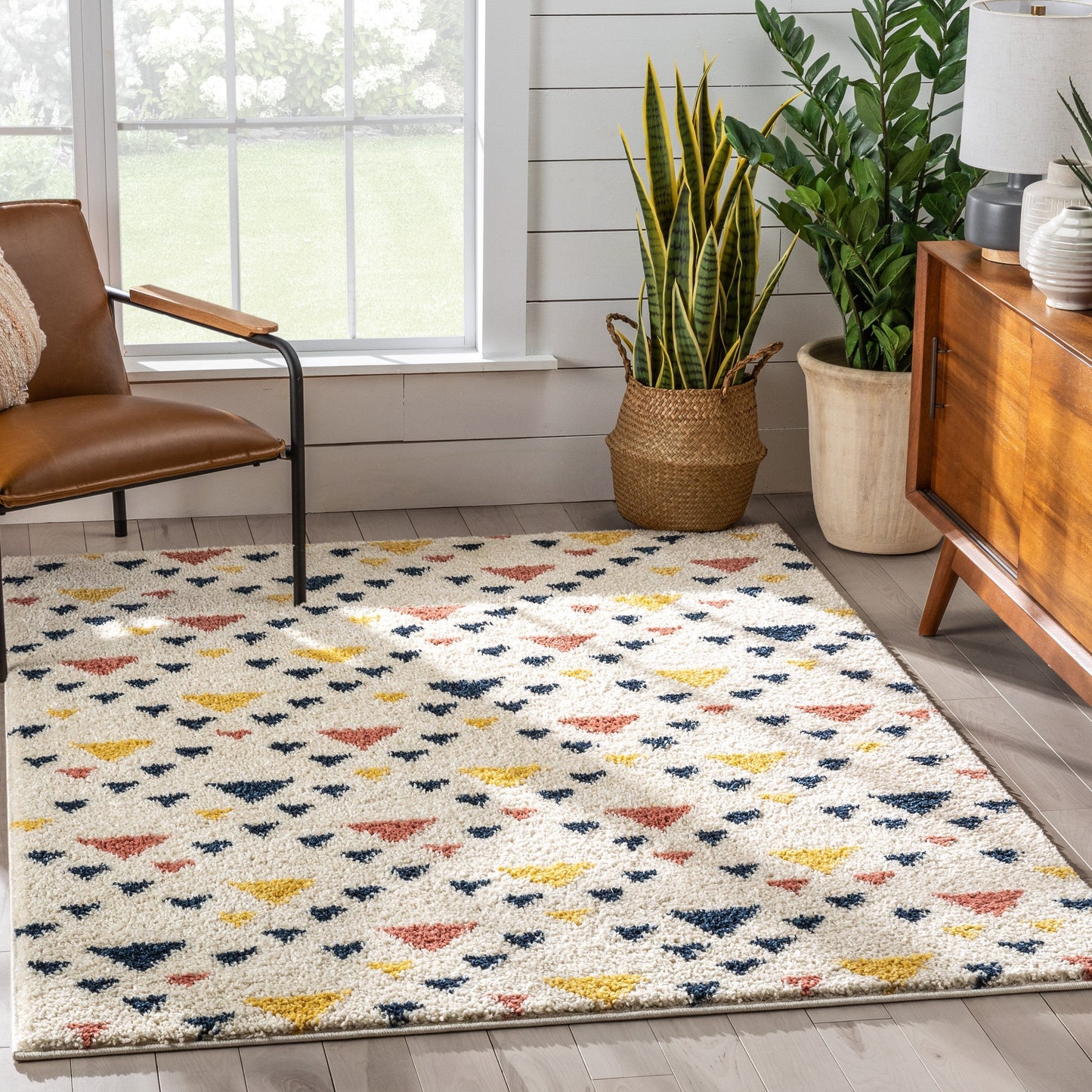 Jax Retro Geometric Triangle Pattern Ivory Blue Thick Shag Rug GIG-62