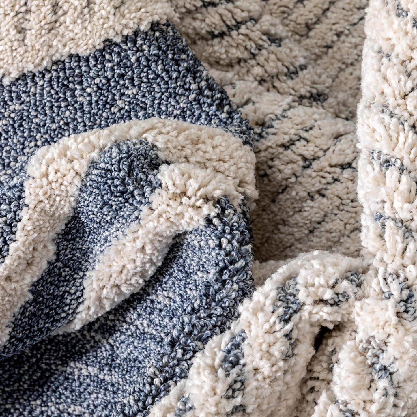 Evie Tribal Diamond Medallion Pattern Blue Looped Pile Rug HAR-34