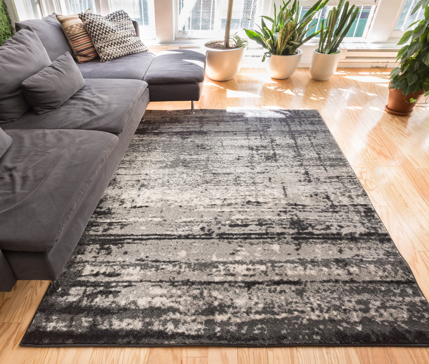 Sydney Vintage Crosby Grey Distressed Rug 2207