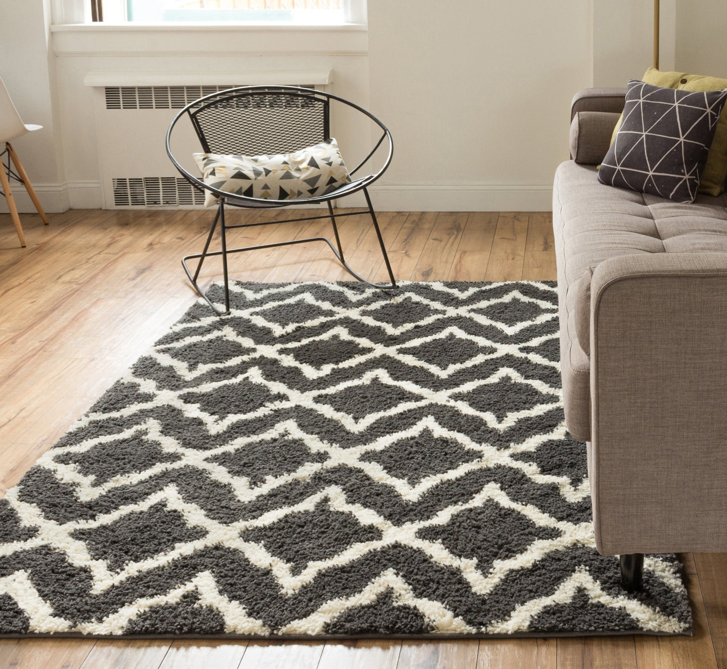 Linx Geometric Grey Modern Rug 7106