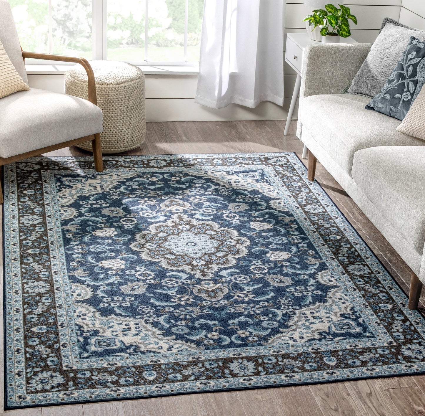 Gene Traditional Medallion Persian Blue Non-Slip Machine Washable Low Pile Indoor/Outdoor Rug KC-174