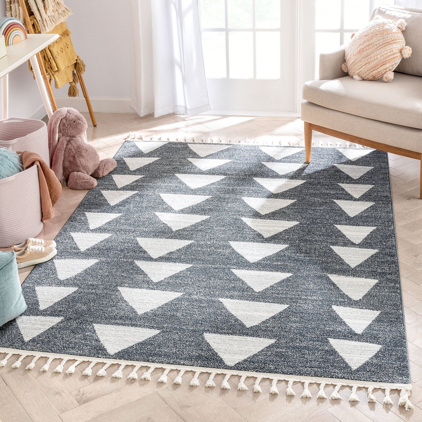 Triangles Modern Geometric Pattern Grey Kids Rug KEN-17