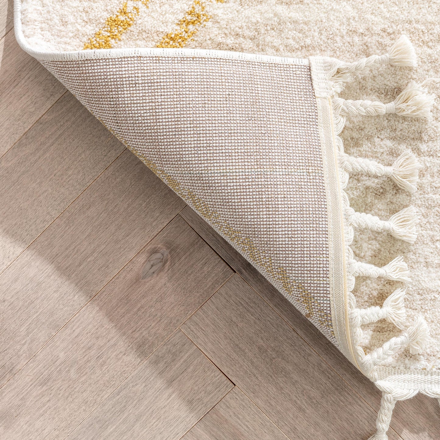 Reeve Modern Chevron Zig-Zag Yellow Ivory Kids Rug KEN-31