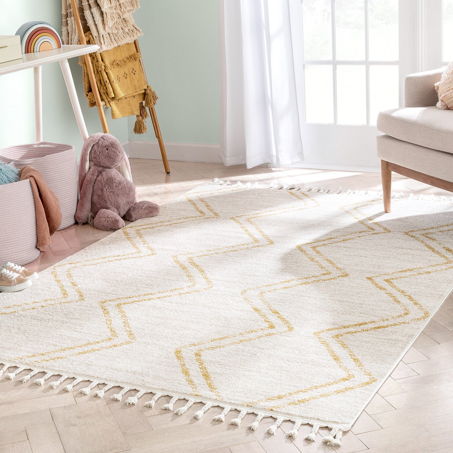 Reeve Modern Chevron Zig-Zag Yellow Ivory Kids Rug KEN-31