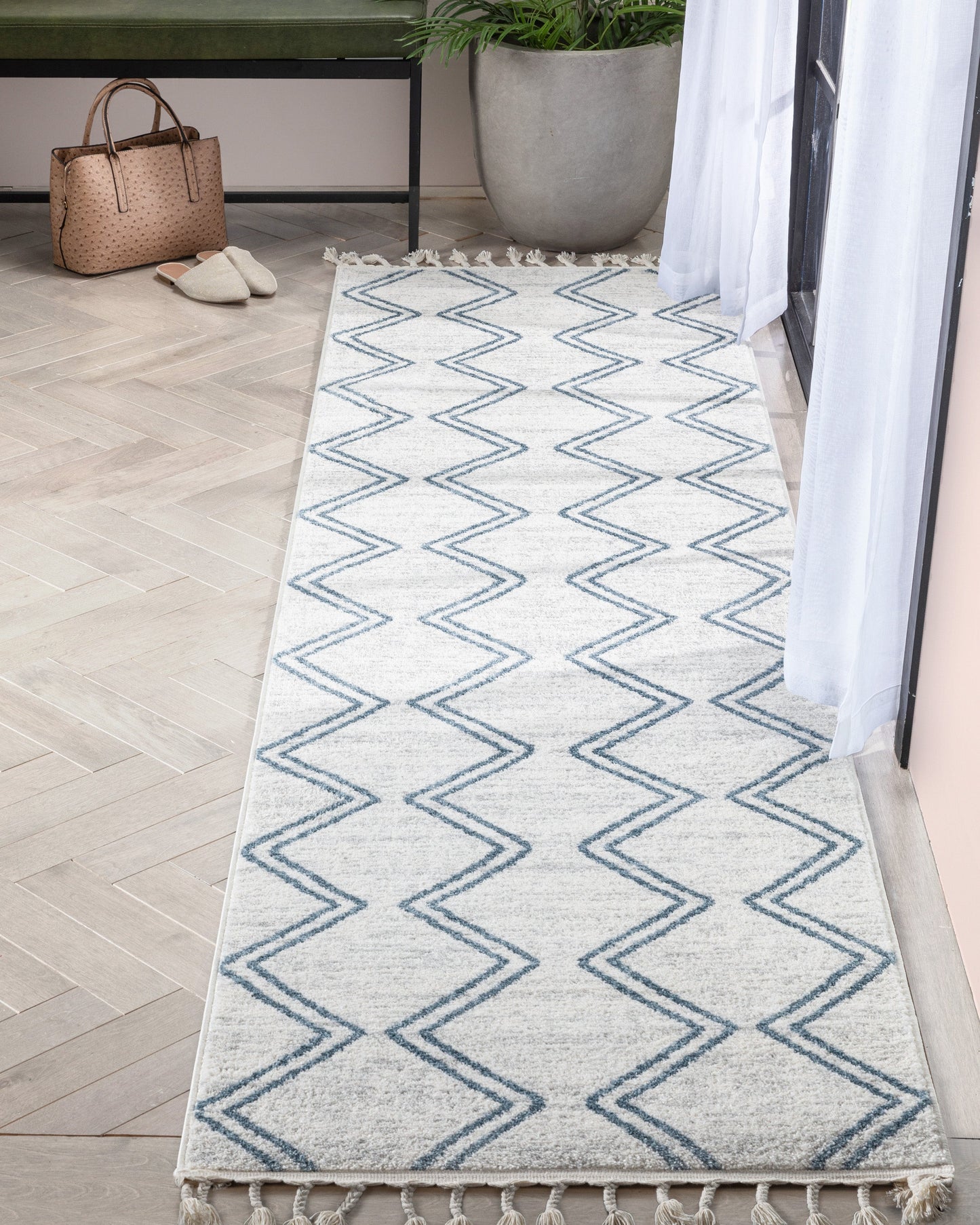 Reeve Modern Chevron Zig-Zag Blue Ivory Kids Rug KEN-34