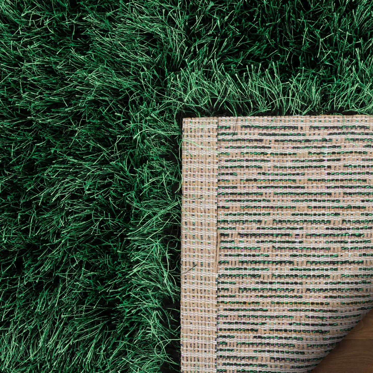 Chie Glam Solid Ultra-Soft Green Shag Rug KU-15