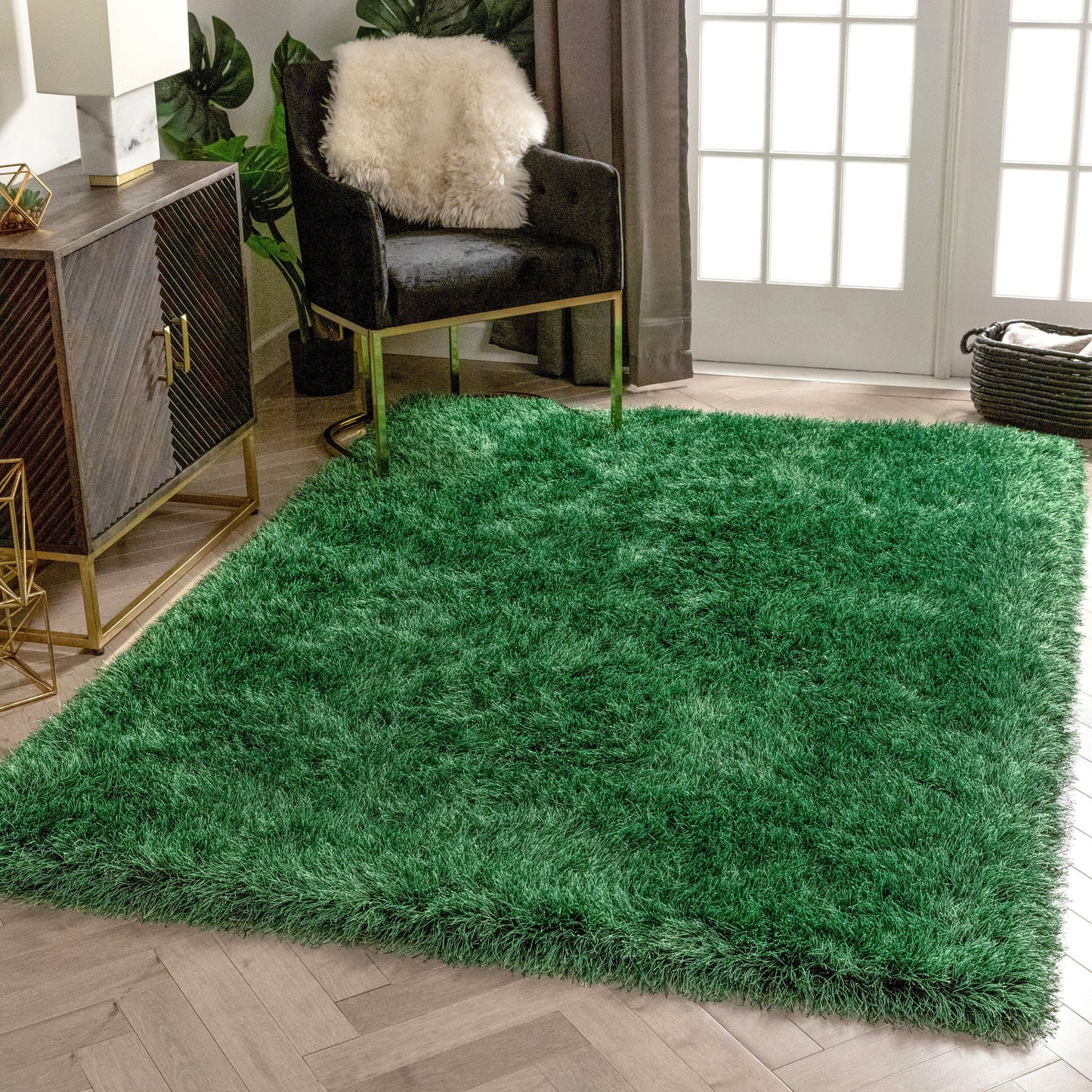 Chie Glam Solid Ultra-Soft Green Shag Rug KU-15