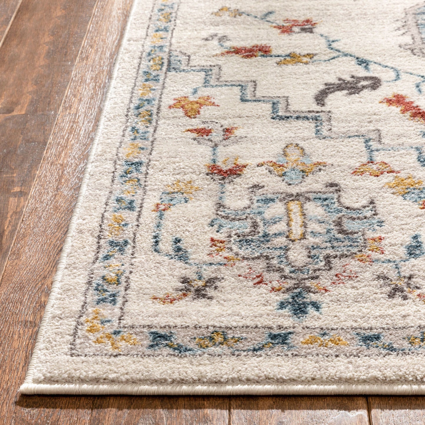 Bingley Traditional Medallion Pattern Ivory Farmhouse Rug LA-202