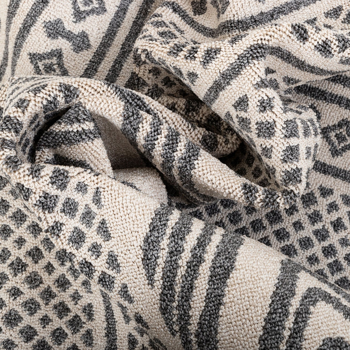 Cueva Tribal Geometric Grey Kilim-Style Rug LDL-108