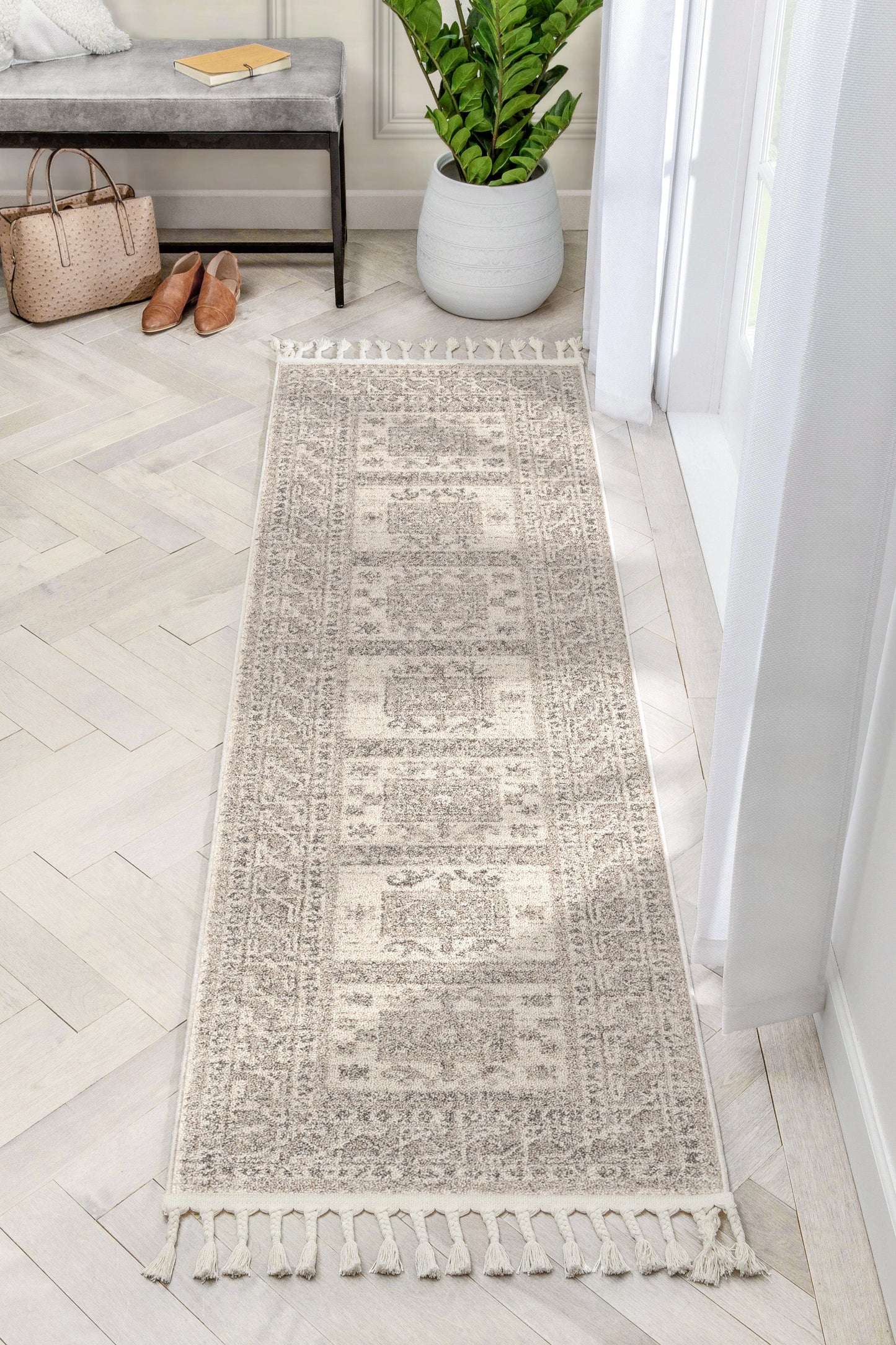 Carina Tribal Medallion Beige Kilim-Style Rug LDL-152