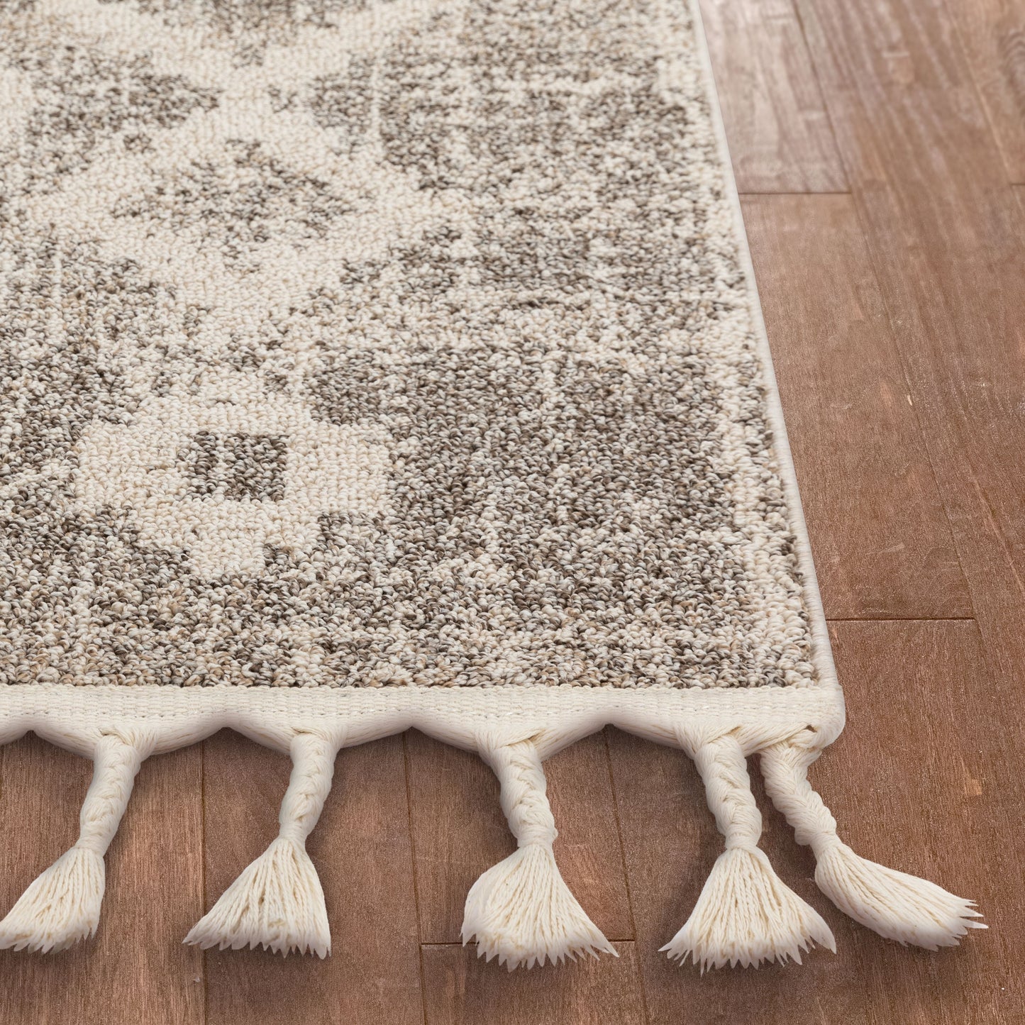 Romeo Moroccan Tribal Diamond Pattern Beige Kilim-Style Rug LDL-182