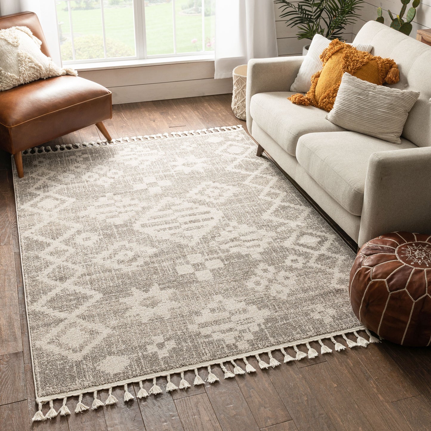 Romeo Moroccan Tribal Diamond Pattern Beige Kilim-Style Rug LDL-182