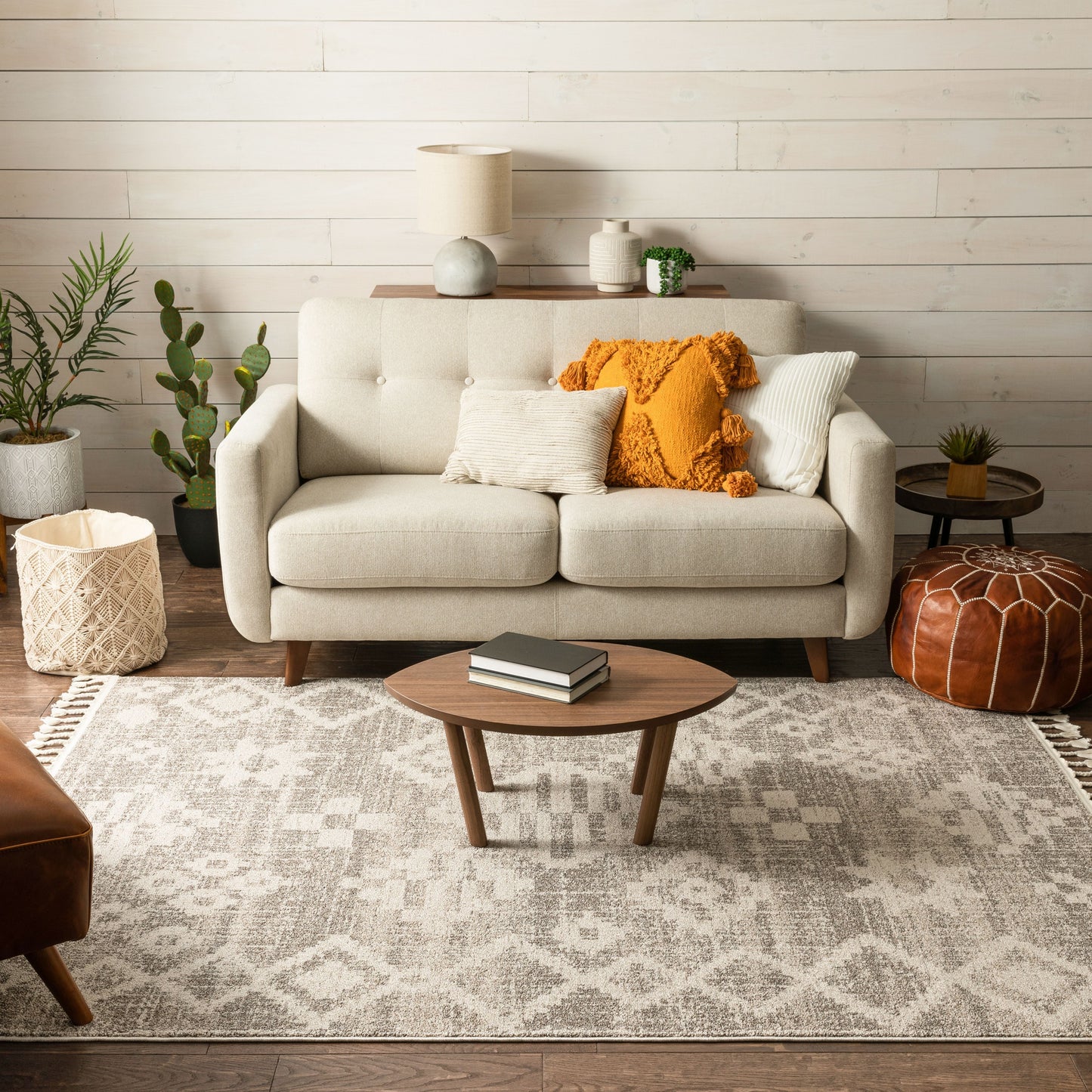 Romeo Moroccan Tribal Diamond Pattern Beige Kilim-Style Rug LDL-182