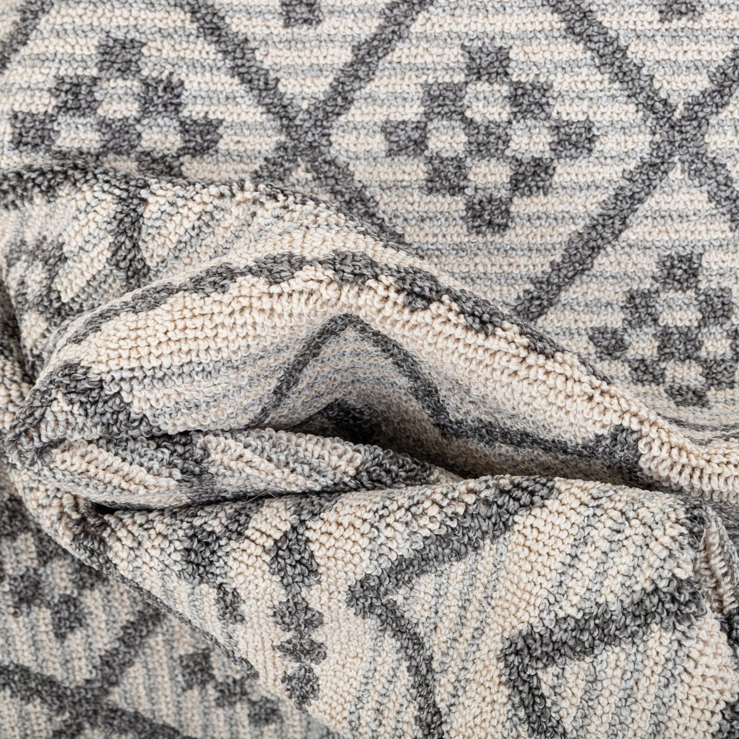 Covina Tribal Geometric Diamond Grey Kilim-Style Rug LDL-88