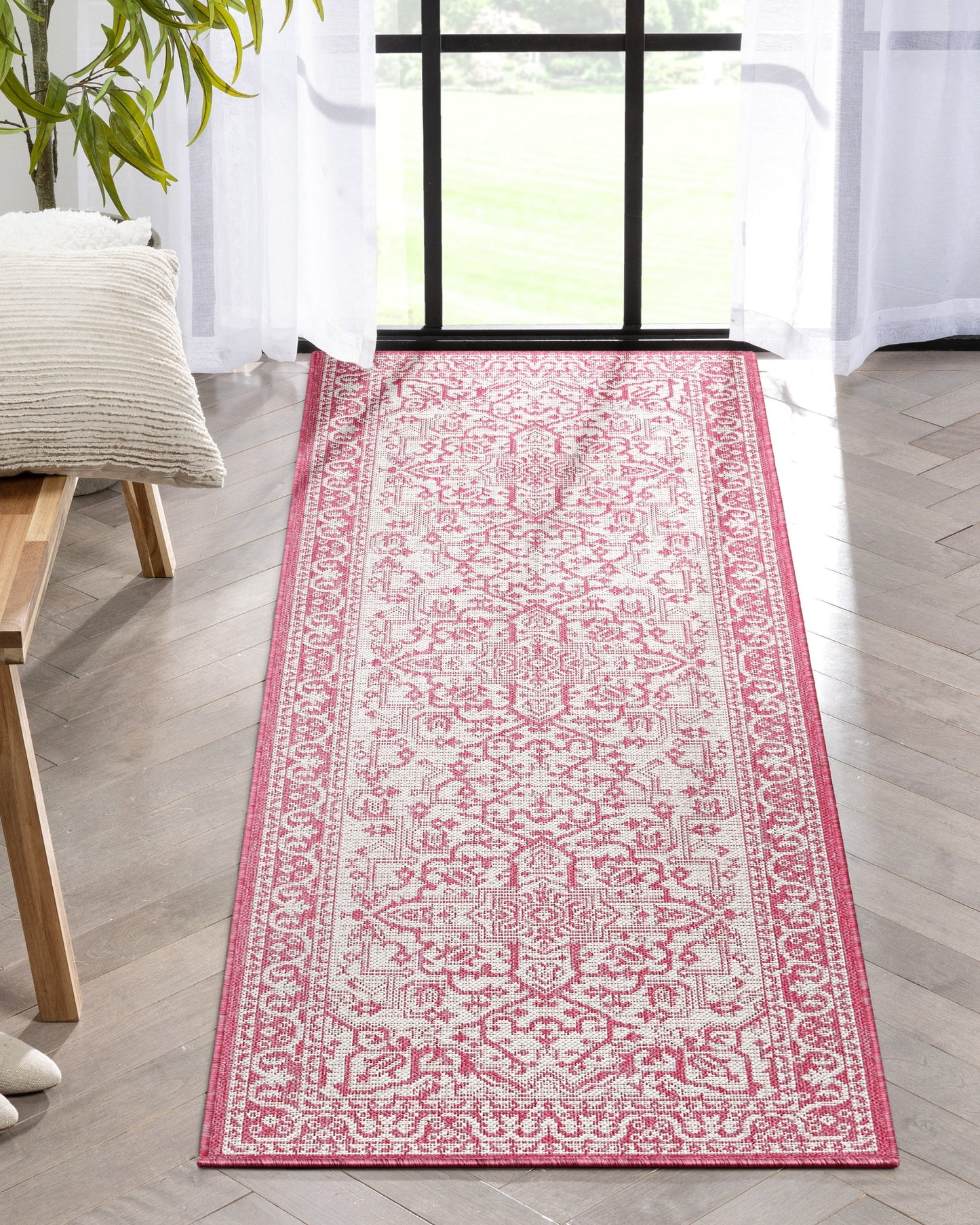 Celesine Oriental Medallion Indoor/Outdoor Fuschia Flat-Weave Rug LIA-190