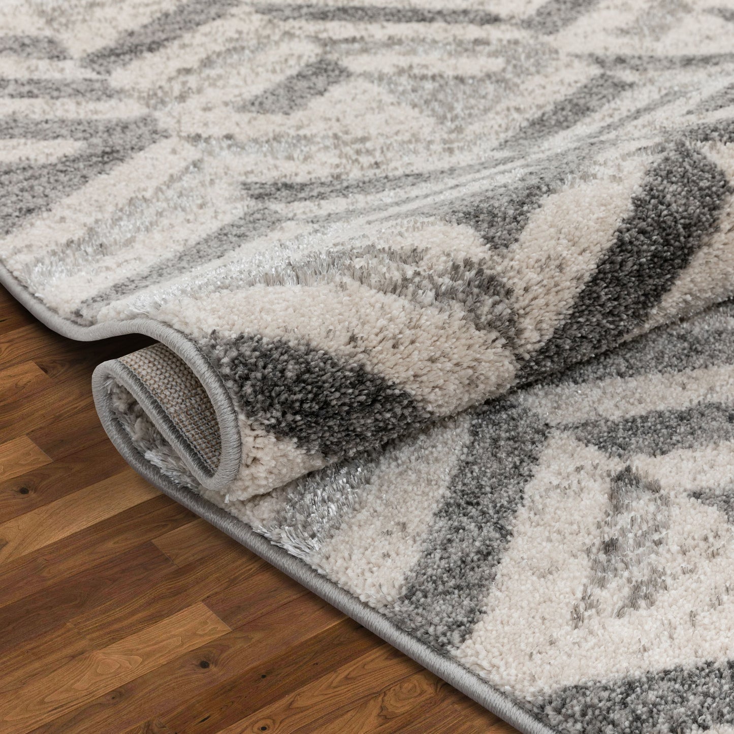 Cordoba Modern Geometric Diamond Pattern Grey Rug LIS-47