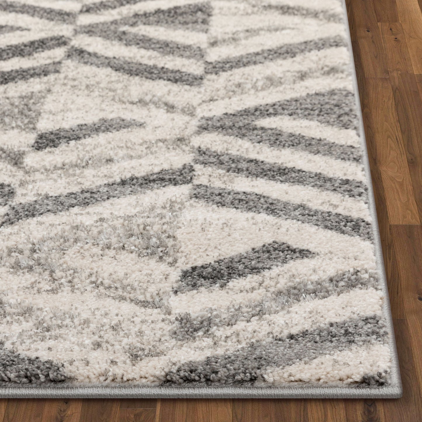 Cordoba Modern Geometric Diamond Pattern Grey Rug LIS-47