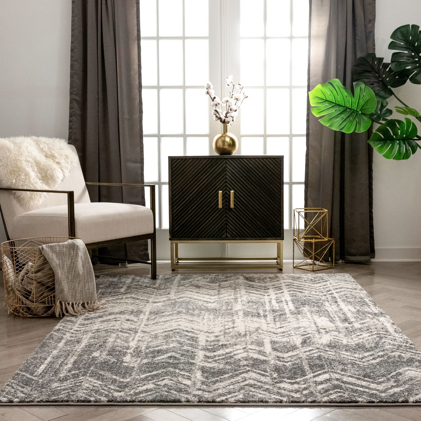 Julie Distressed Chevron Stripes Grey Rug LIS-77