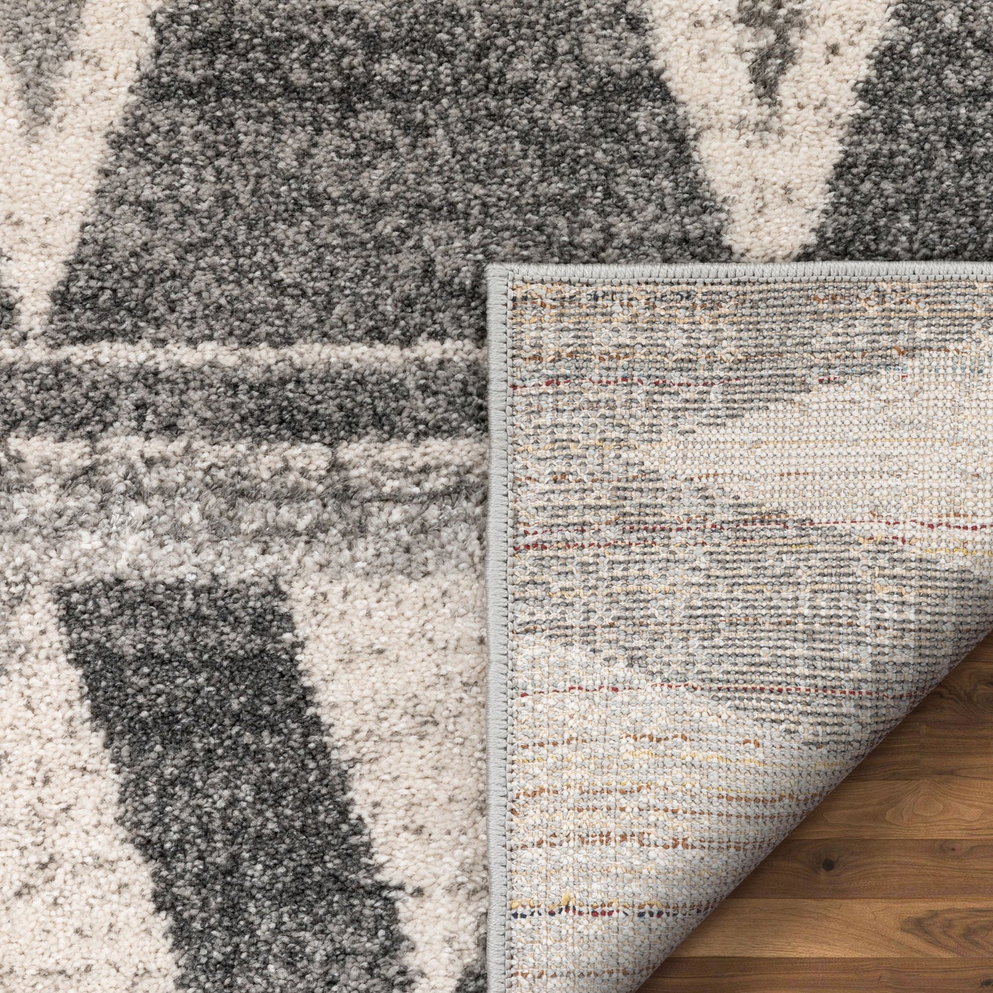 Minas Distressed Geometric Diamond Pattern Grey Rug LIS-97