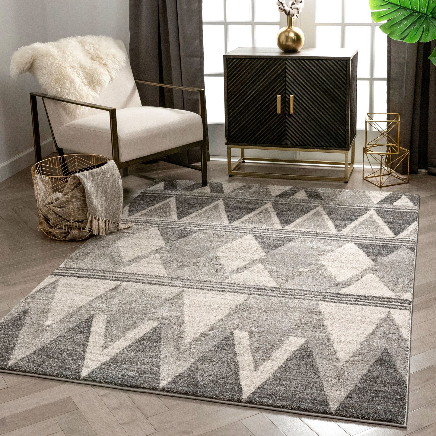 Minas Distressed Geometric Diamond Pattern Grey Rug LIS-97
