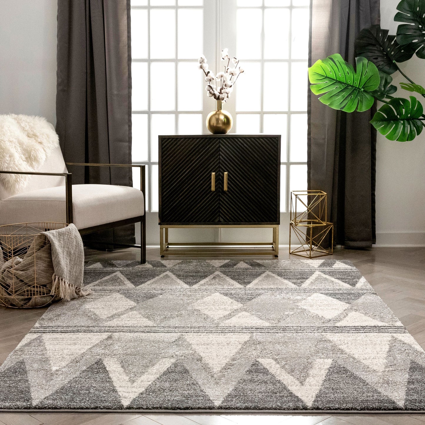 Minas Distressed Geometric Diamond Pattern Grey Rug LIS-97