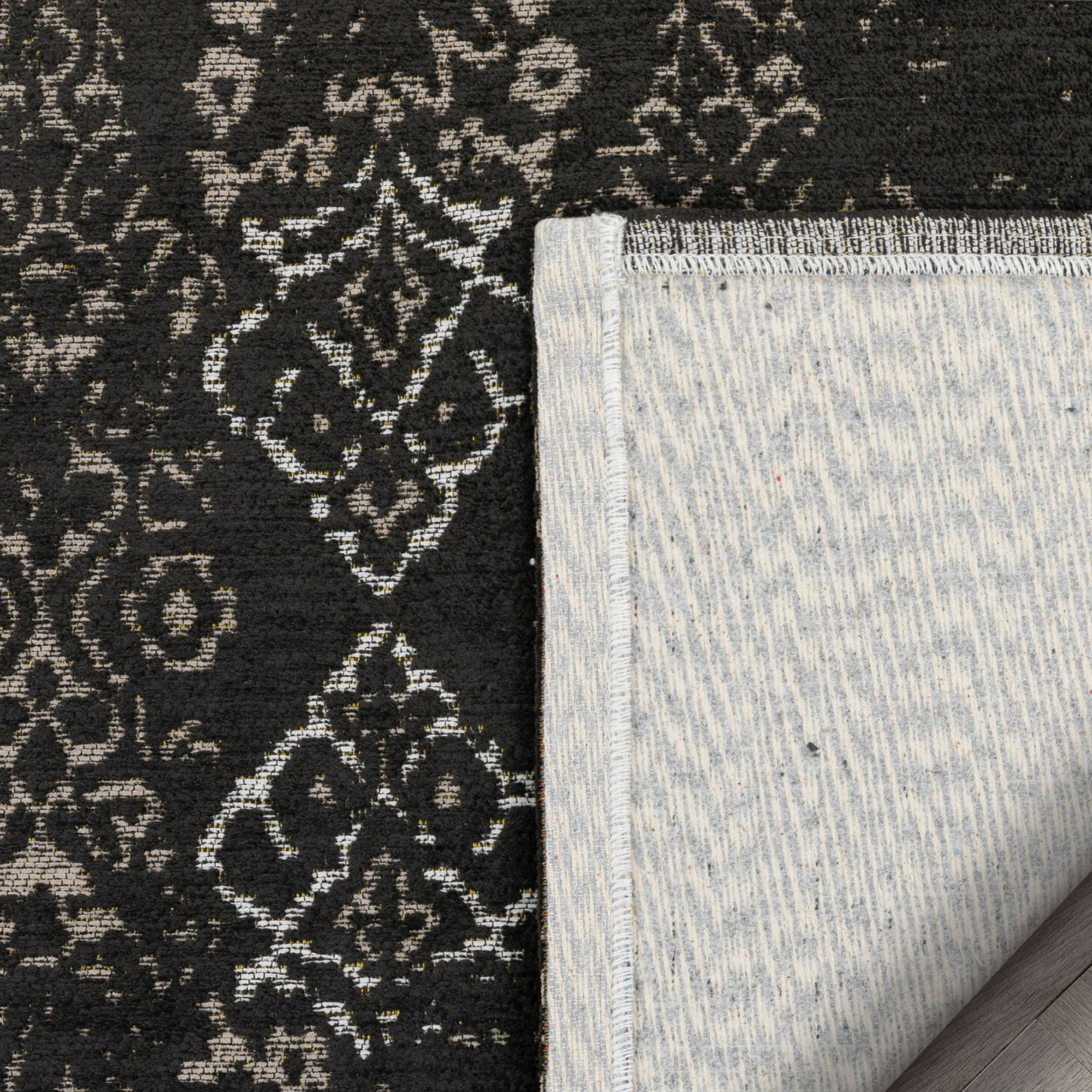 Jesi Vintage Distressed Damask Pattern Black Kilim-Style Rug LL-57