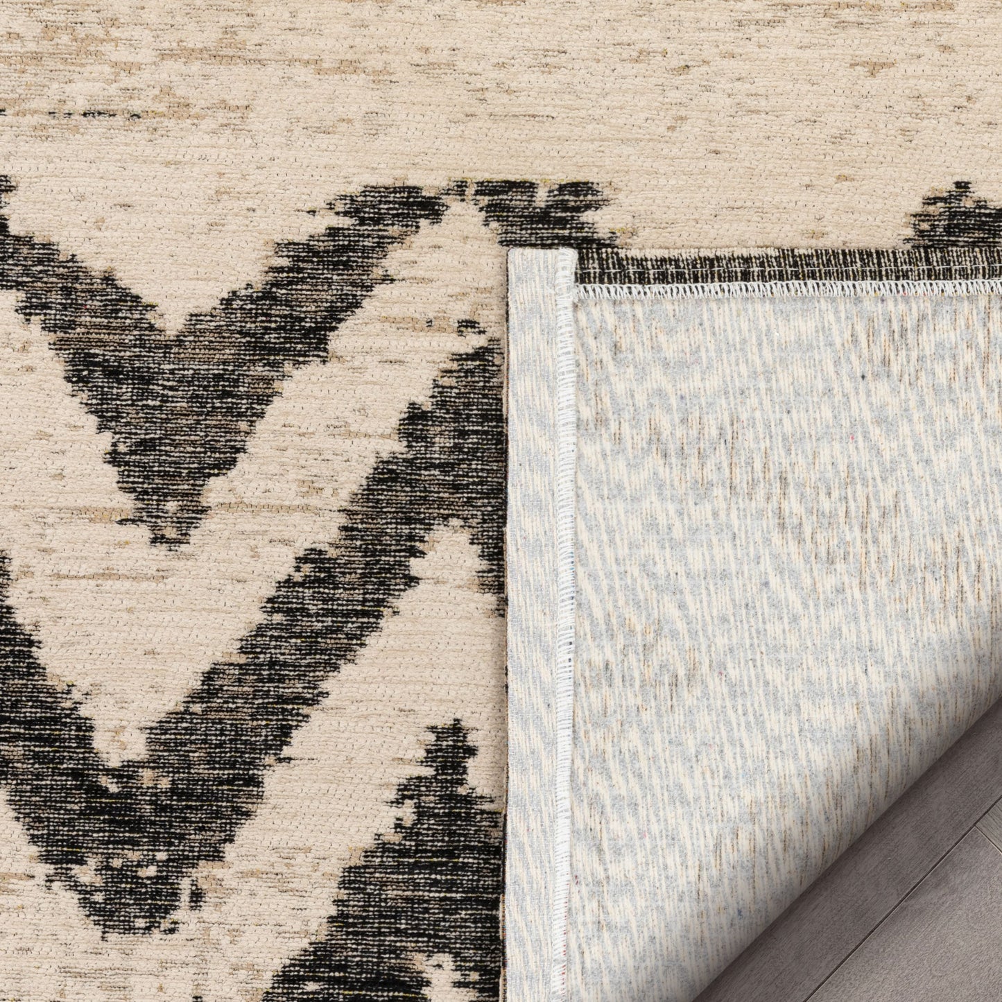 Cassino Contemporary Chevron Brown Kilim-Style Rug LL-88