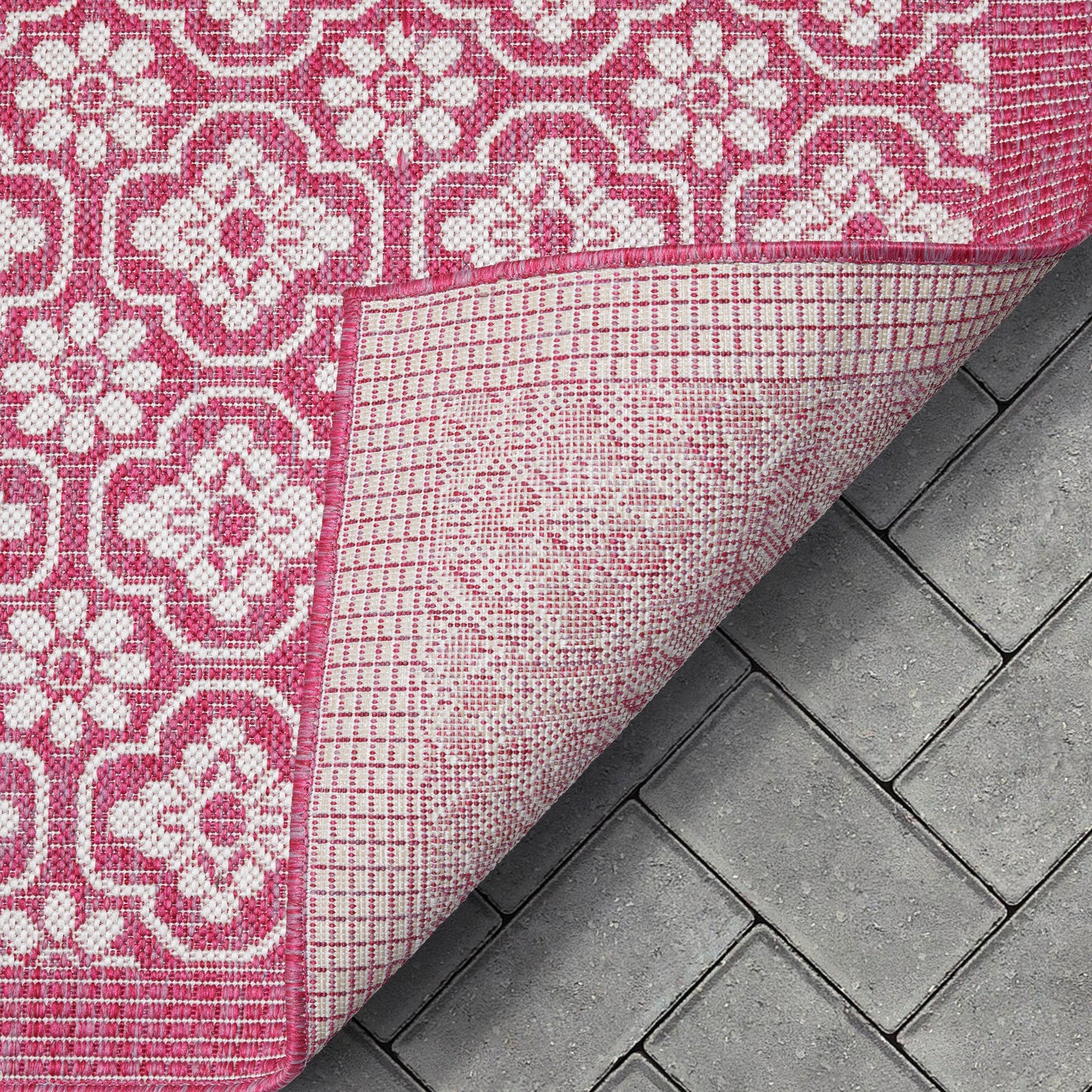 Manola Tribal Indoor/Outdoor Fuschia Flat-Weave Rug MED-239