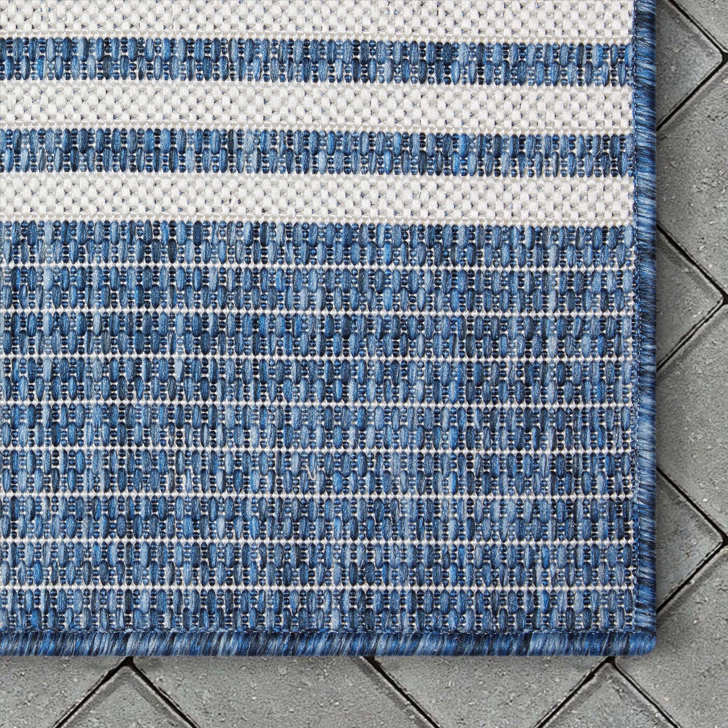 Catalina Modern Stripes Indoor/Outdoor Blue Flat-Weave Rug MED-254