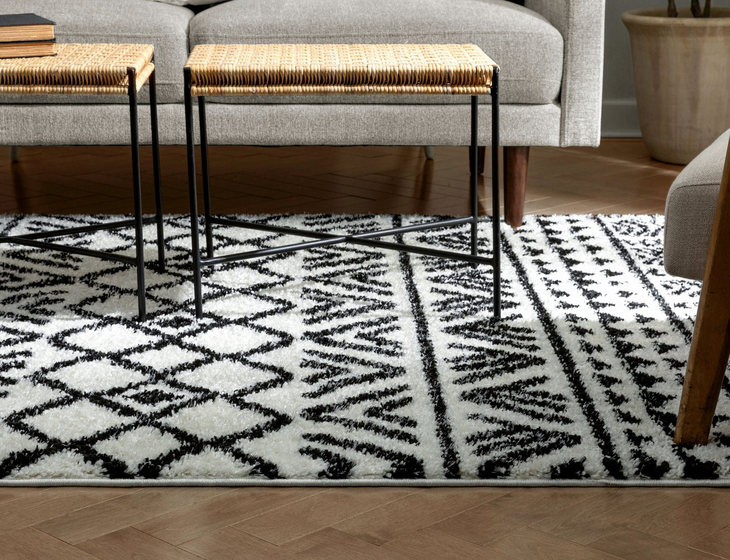 Tayanna Tribal Moroccan Ivory Shag Rug MEL-62