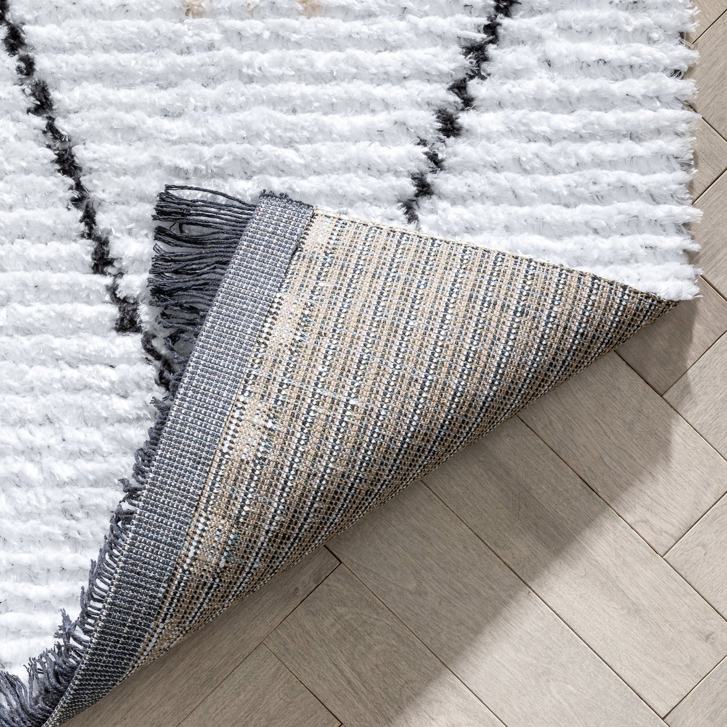 Soyala Tribal Diamond Lattice Pattern Grey High-Low Textured Pile Rug MYA-47