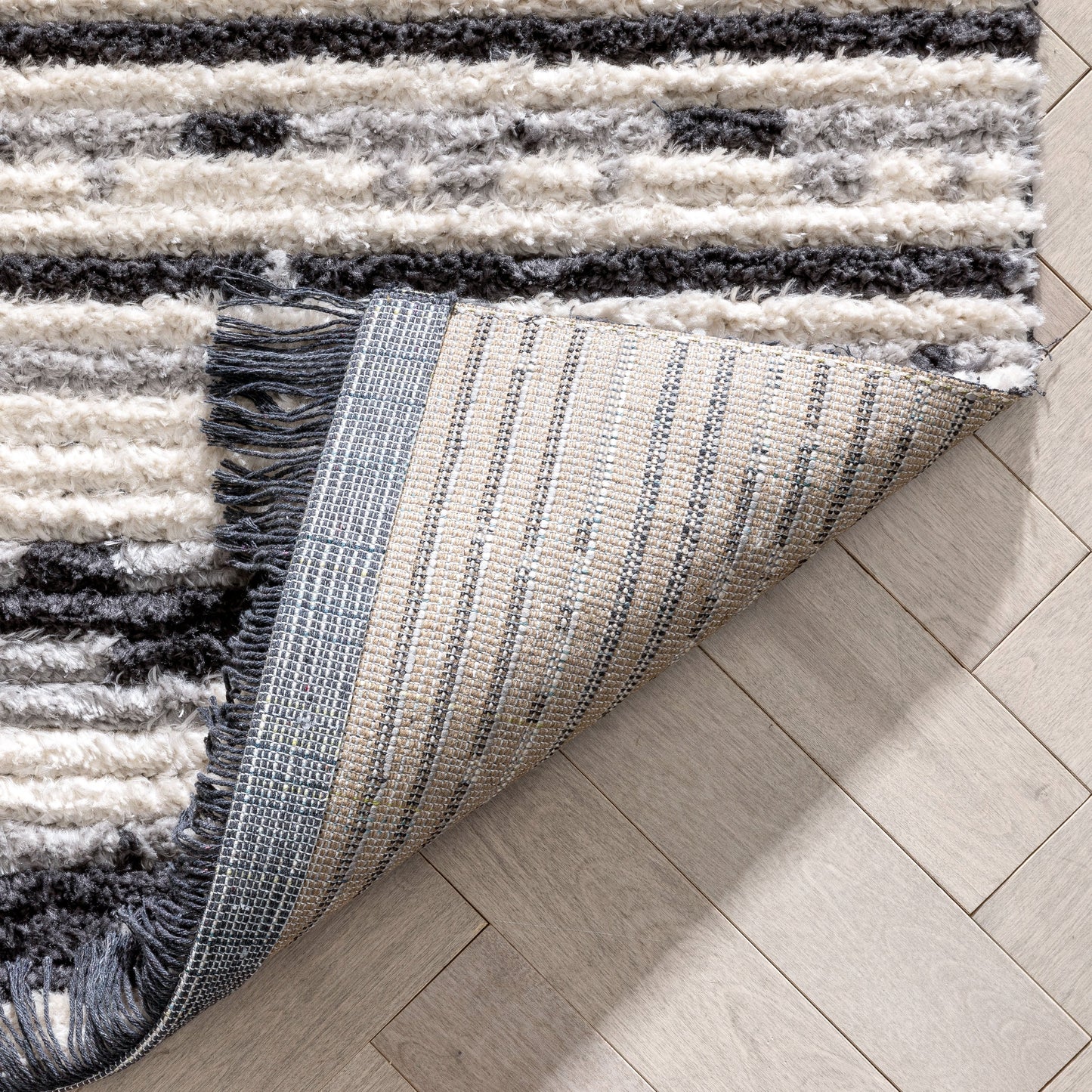 Sakari Moroccan Diamond Medallion Pattern Grey High-Low Textured Pile Rug MYA-77