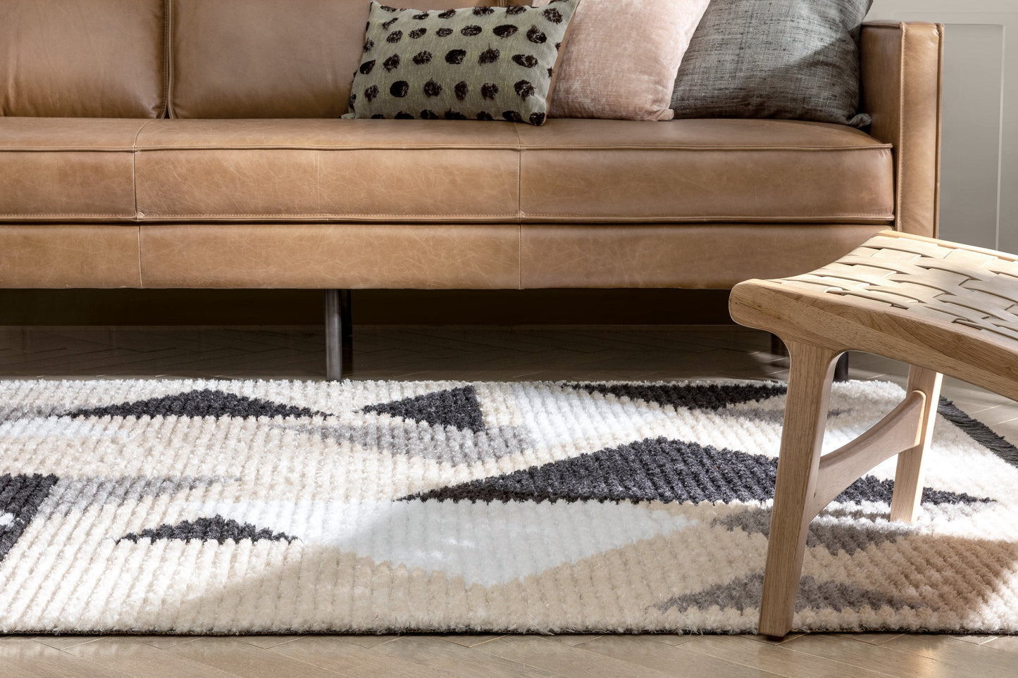Etenia Tribal Abstract Pattern Grey High-Low Textured Pile Rug MYA-97