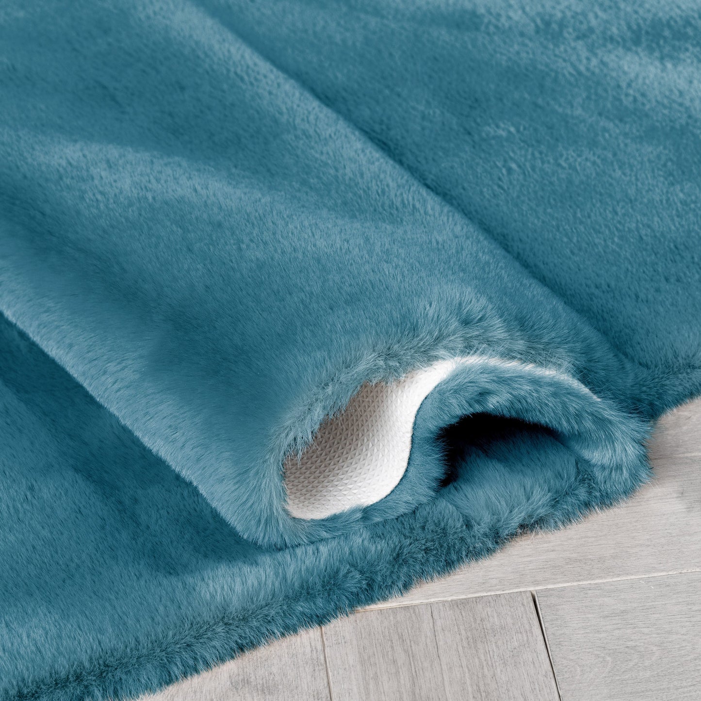 Crest Modern Glam Faux Fur Plush Light Blue Shag Rug OPA-16