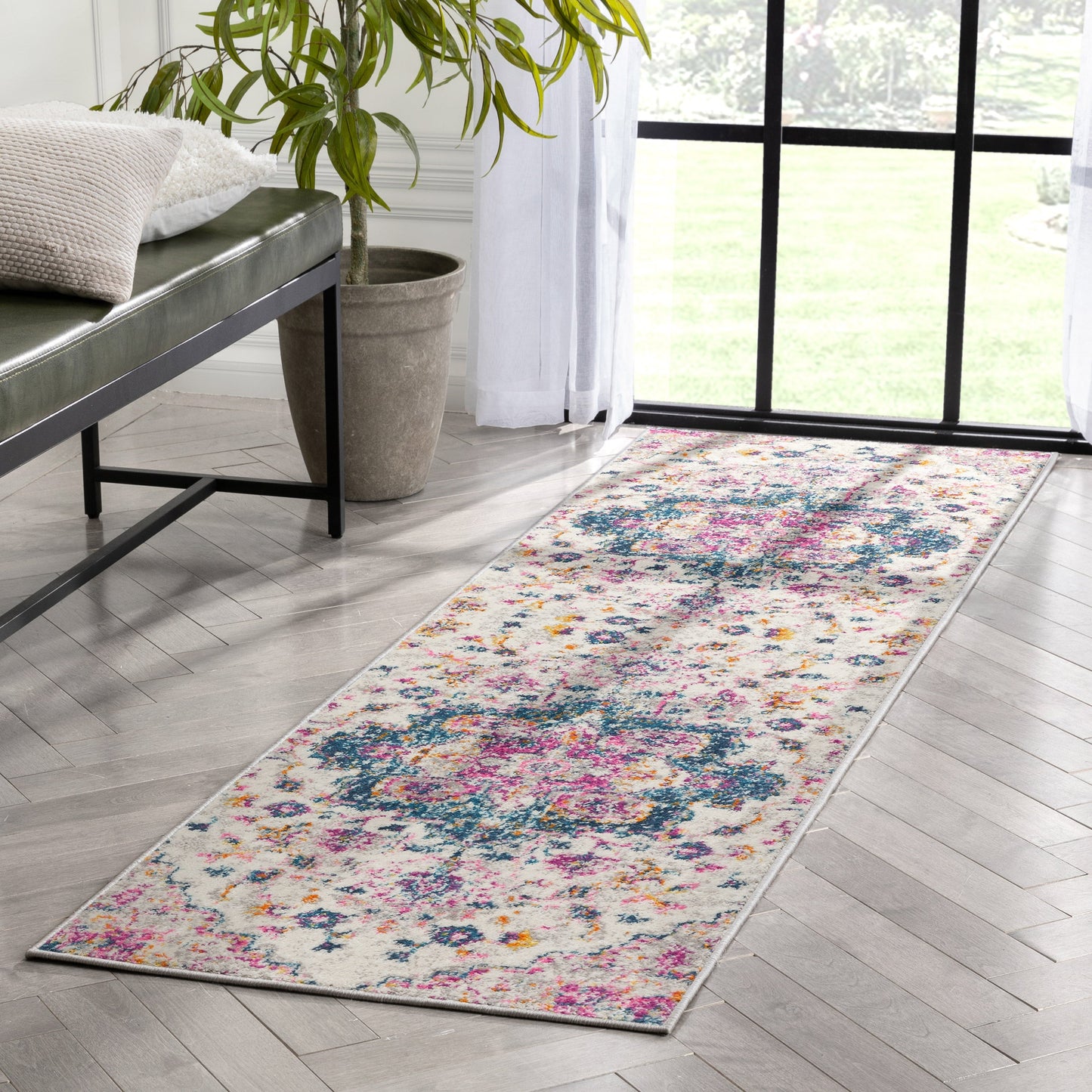 Taura Bohemian Oriental Perisan Fuchsia Rug PAL-19