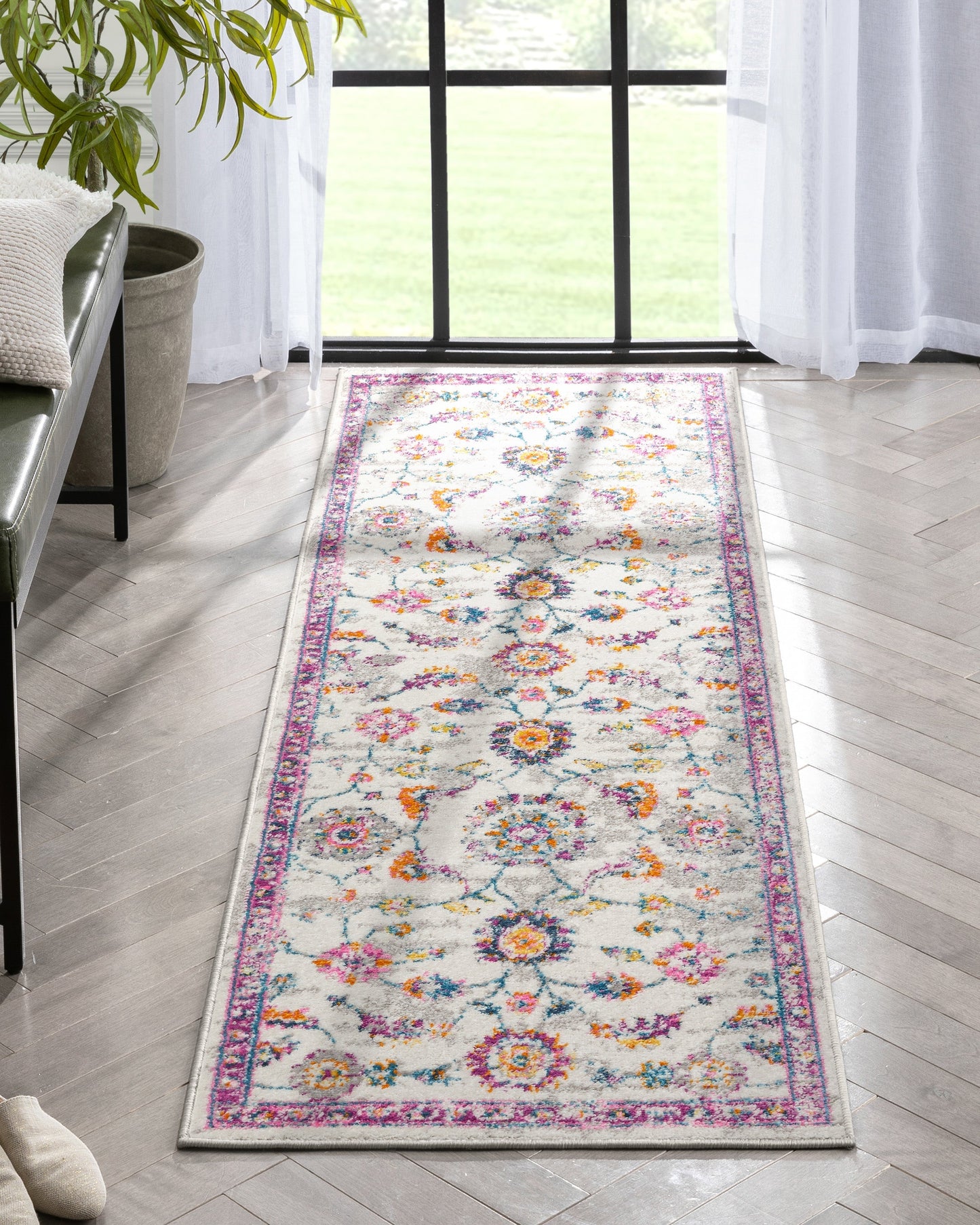 Arlette Bohemian Oriental Perisan Fuchsia Rug PAL-39