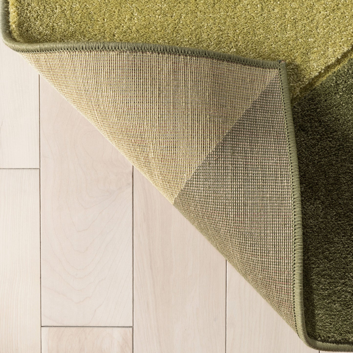 Tamara Glam Geometric Triangles Green High-Low Rug RU-195