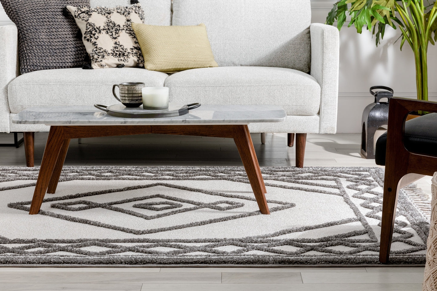 Everly Tribal Trellis Diamond Pattern Ivory Grey High-Low Textured Rug SAL-32