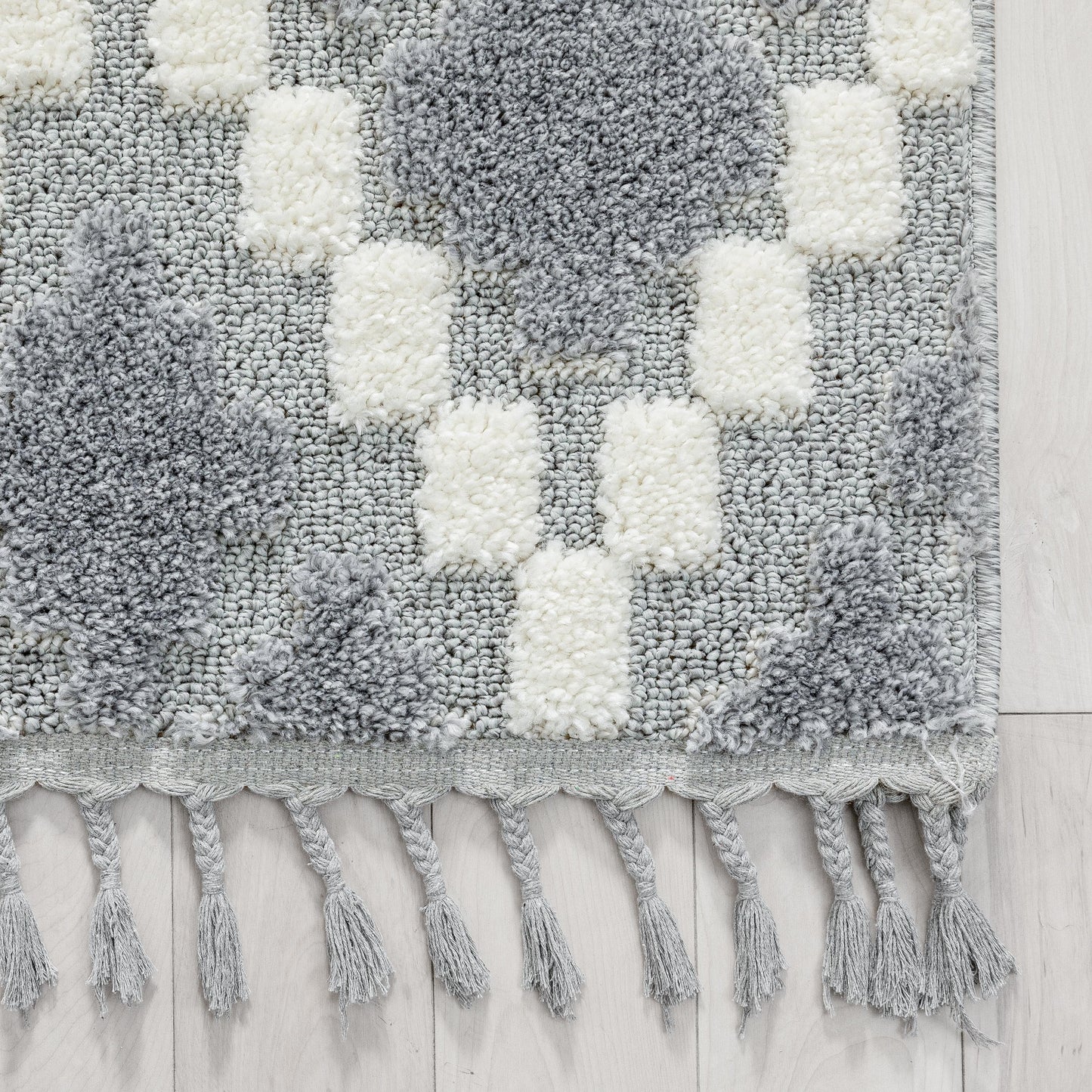 Melanie Contemporary Medallion Diamond Pattern Grey Cream High-Low Textured Rug SAL-87