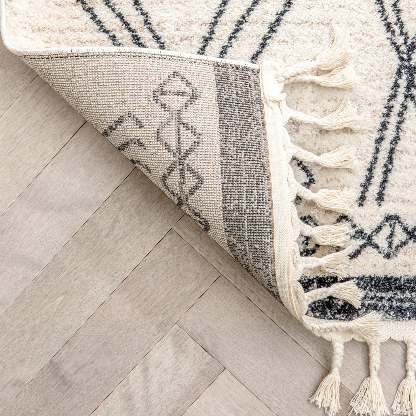 Darcy Modern Farmhouse Tribal Pattern Ivory Rug SE-232