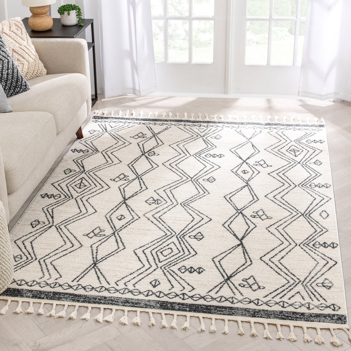 Darcy Modern Farmhouse Tribal Pattern Ivory Rug SE-232